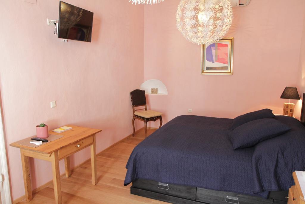 unser rosa Haus für Sie Rust Habitación foto